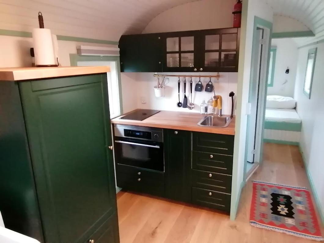 Gjøl Guesthouse Gjoel מראה חיצוני תמונה